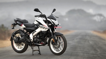 Mẫu côn tay giá chỉ 36 triệu ‘nuốt chửng’ Yamaha Exciter 155 với thiết kế 'đè bẹp' Honda Winner X ảnh 2