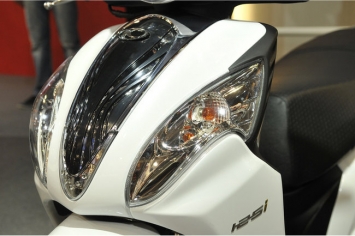 Siêu đối thủ Honda SH Mode giá 45 triệu, rẻ ngang Honda Lead 2021 ‘đốn tim’ khách Việt ảnh 3