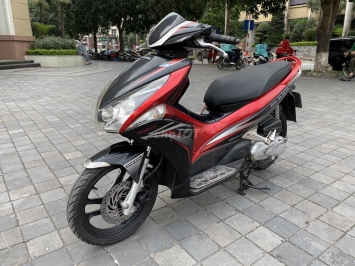 Chiếc Honda Air Blade giá chỉ 13 triệu, rẻ hơn Honda Vision 20 triệu, thời điểm mua xe cực ngon ảnh 2