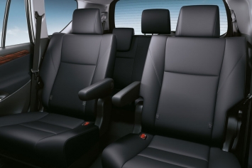 Cận cảnh Toyota Innova 2021 bản cao nhất, ‘hành’ Mitsubishi Xpander ‘lên bờ xuống ruộng’ ảnh 3