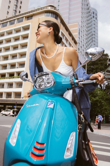 Đối thủ Honda SH 125i bất ngờ hạ sập sàn 4 triệu: Thiết kế ngang cơ vua tay ga, trang bị mê mẩn ảnh 2