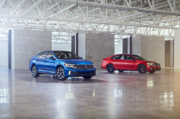 Toyota Corolla Altis 2021 ‘lo sốt vó’ trước đối thủ mới ra mắt: Thiết kế ăn đứt Honda Civic ảnh 1