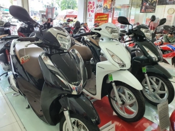 Tin xe hot 27/1: Yamaha Exciter 155 chênh 7 triệu đồng, Honda Lead bất ngờ giảm giá ảnh 2