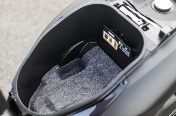 Siêu kình địch Honda Vision 2021 bất ngờ hạ giá cực ngon: Thiết kế đẹp mê mẩn, công nghệ ngập tràn ảnh 2