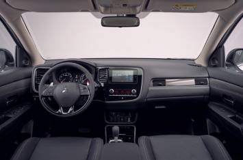Mitsubishi Outlander 2020