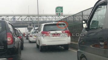 Toyota Innova CNG