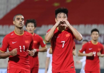 ĐT Việt Nam toàn thua ở VL World Cup, trò cưng HLV Park vẫn gây sốt khi vượt mặt 'siêu sao châu Âu'