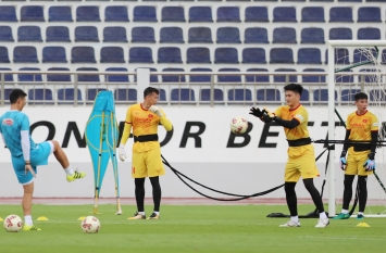 'Người hùng U23' bất ngờ xuất hiện, HLV Park thay đổi danh sách ĐT Việt Nam dự AFF Cup vào giờ chót?