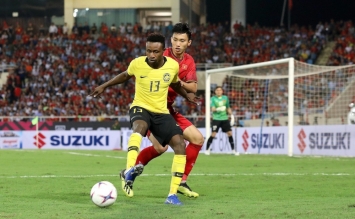 'Kỳ phùng địch thủ' của HLV Park nhận tin dữ, ĐT Việt Nam sớm chạm tay vào vé đi tiếp tại AFF Cup