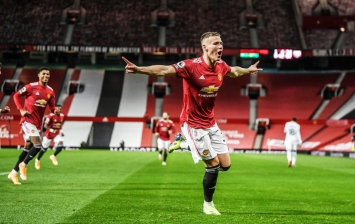 leeds-man-utd-ngoai-hang-anh