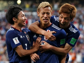 keisuke-honda-nhat-banaLên tiếng chê bai bóng đá Trung Quốc, bại tướng của ĐT Việt Nam nhận mưa chỉ trích từ truyền thôngaLên tiếng chê bai bóng đá Trung Quốc, bại tướng của ĐT Việt Nam nhận mưa chỉ trích từ truyền thông