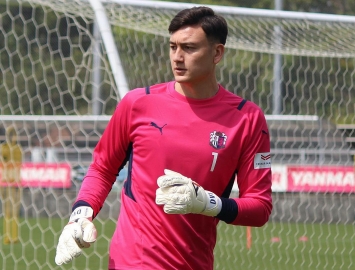 dang-van-lam-cerezo-osaka