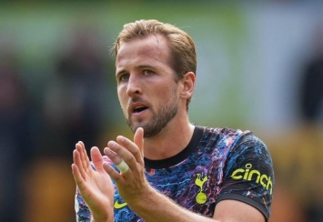 Spurs_Harry_Kane9