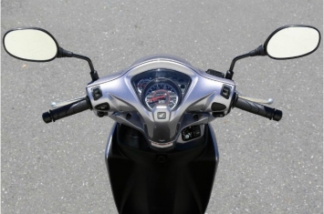 phần đầu xe của Honda Dio 110, đối thủ của Honda Vision và SH Mode
