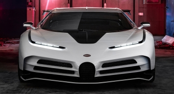Ronaldo tậu siêu phẩm Bugatti Centodieci