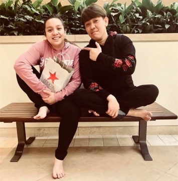 Vén màn' bí mật về người cầm toàn bộ cát xê của Hồ Văn Cường, có quan hệ đặc biệt với Phi Nhung