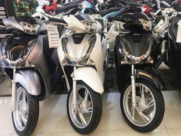 Honda SH cháy hàng chưa từng có, giá tăng mạnh sau mùa dịch