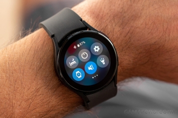 Samsung Galaxy Watch4 nhận được một bản cập nhật mới cải thiện ổn định