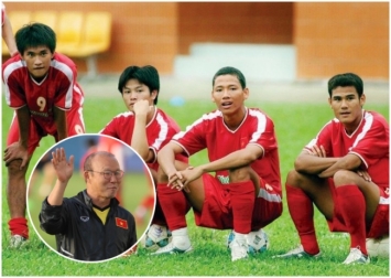 'Sát thủ' cùng thời Công Vinh, Văn Quyến sắp được HLV Park triệu tập lên ĐT Việt Nam dự AFF Cup 2021
