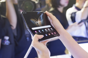 Trên tay Galaxy Z Fold4: Nhiều thay đổi nhỏ mang đến trải nghiệm hoàn hảo!