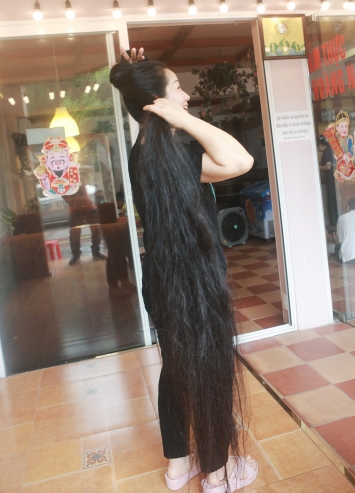 Thu mua tóc thật