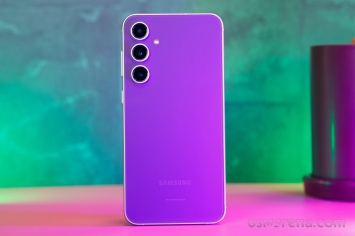 Tin công nghệ trưa 26/6: Galaxy S23 FE đại hạ giá, Nokia 220 4G (2024) ra mắt, iPhone 12 giá rẻ