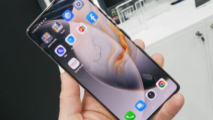 Tecno Camon 30 Premier chính thức ra mắt: Chiến binh tầm trung có gì khiến cả iPhone 15 lẫn Galaxy S24 phải ‘dè chừng’?