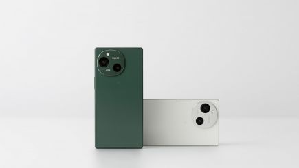Đối thủ tầm trung của Galaxy S24 lộ diện: Thiết kế vuông vắn thanh lịch, camera Leica xịn sò, chống nước chống bụi tốt