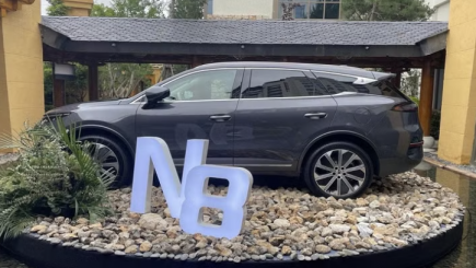 ‘Con cưng’ của BYD lộ diện: SUV hạng sang Denza N8 được nâng cấp toàn diện, sạc siêu nhanh