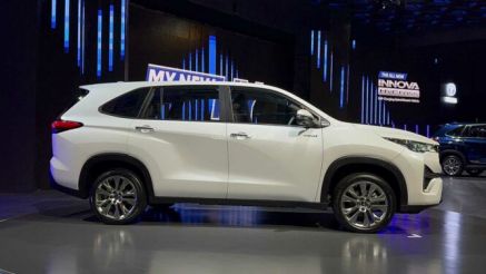 Toyota Innova ra mắt phiên bản mới tuyệt đẹp giá 596 triệu đồng, trang bị trên cơ Mitsubishi Xpander