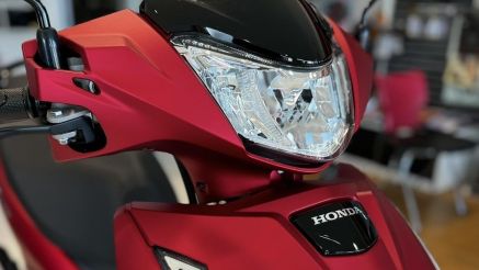 Tin xe hot cuối tuần: ‘Bá chủ xe số’ Honda về Việt Nam, thiết kế ăn đứt Wave Alpha và Future, giá mềm