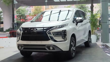 Giá lăn bánh Mitsubishi Xpander mới nhất cuối tháng 11/2024 rẻ vô đối, hạ đo ván Toyota Veloz Cross