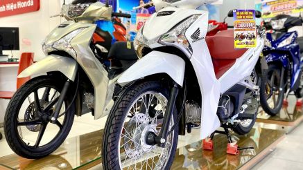 Bảng giá xe Honda Future 125 FI 2024 cuối tháng 11/2024 giảm sập sàn, lấn át Wave Alpha và RSX vì rẻ