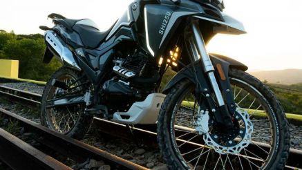 ‘Vua côn tay’ 250cc mới mạnh át vía Yamaha Exciter, trang bị đè bẹp Honda Winner X ra mắt với giá rẻ