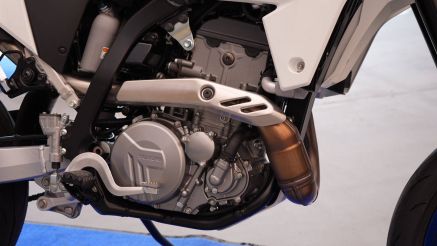 Suzuki ra mắt ‘huyền thoại côn tay’ mới đẳng cấp hơn Honda Winner X: Thiết kế vượt thời đại, giá mềm