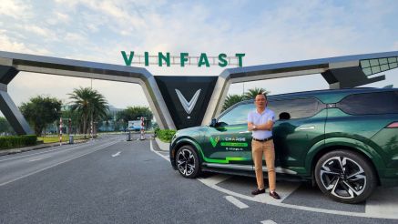 Bán xe sang Đức để đổi VinFast VF 9, chủ xe nhận định: ‘Lái khỏe người, chi phí tiết kiệm hơn hẳn’