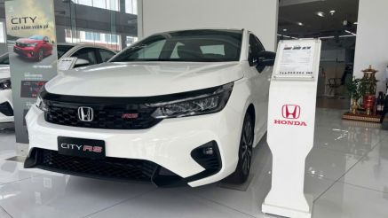 Tin xe trưa 30/8: Honda City quyết ‘gạt giò’ Toyota Vios và Hyundai Accent bằng giá lăn bánh hấp dẫn