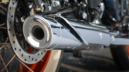 ‘Huyền thoại côn tay’ của Anh quốc chính thức ra mắt: Đẹp hơn hẳn Honda Winner R và Exciter, giá mềm
