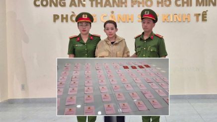 Công an TP.HCM mở két sắt của Ngân 98: Choáng váng với khối gia tài nữ DJ cất giấu bên trong