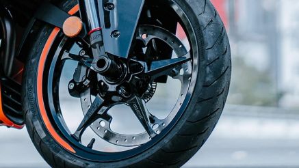 ‘Vua côn tay’ 164cc mới giá 46 triệu đồng sắp ra mắt, hạ bệ Yamaha Exciter với ABS 2 kênh, phuộc USD