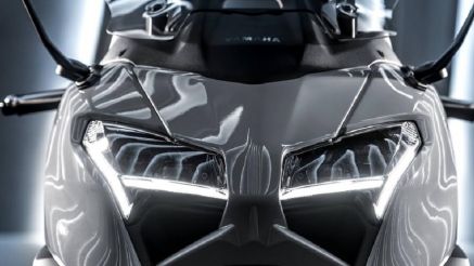 Yamaha chính thức ra mắt ‘vua xe ga’ mới đẹp át vía Honda SH và SH Mode, có màn TFT 7 inch, giá mềm