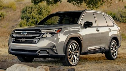 Điểm tin ô tô 8/12: Forester giảm hơn 300 triệu, Civic hybrid ưu đãi sốc, Audi A4 giá chỉ 420 triệu