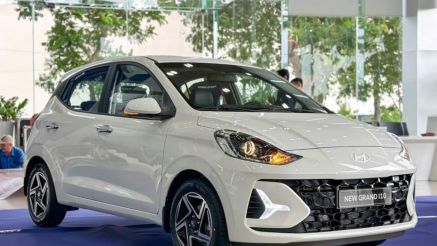 Tin xe hot 4/1: Hyundai Grand i10 áp đảo Kia Morning bằng giá lăn bánh siêu rẻ đầu tháng 1/2026