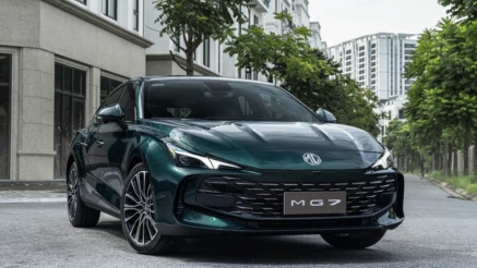 Chỉ từ 410 triệu đồng, mẫu sedan này khiến Toyota Camry phải dè chừng vì trang bị quá ‘khủng’