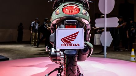 Tin xe máy 11/1: Quên Vision đi, Honda ra mắt ‘vua xe ga’ 110cc mới chất hơn LEAD, giá 36 triệu đồng