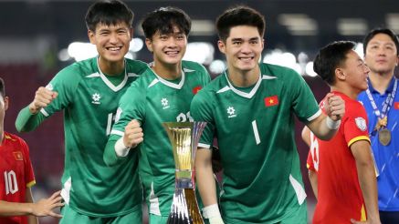 Cao Văn Bình: 'Chỉ có một trận Trần Trung Kiên chơi không tốt'