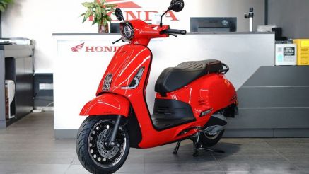 Tin xe 1/2: Honda mở bán ‘vua xe ga’ 150cc mới giá 59 triệu đồng, ‘chất’ hơn cả Air Blade và SH Mode