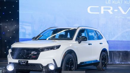 Honda CR-V e:HEV lắp ráp tại Việt Nam ra mắt: Có thêm phiên bản mới, giá bán 'chờ chính sách thuế'