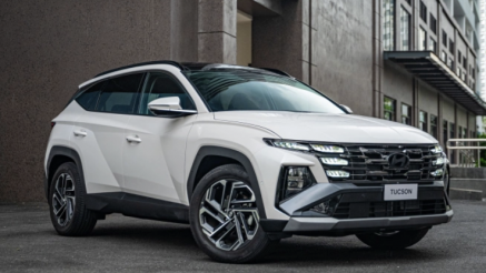 Hyundai Tucson ‘rò rỉ’ lộ trình nâng cấp: Lột xác thiết kế 'đe nẹt' CX-5, bỏ máy dầu, thêm bản PHEV