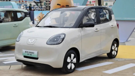 Xe điện siêu nhỏ Wuling Mini EV 2026 ‘trình làng’: Lột xác thiết kế, 5 cửa tiện nghi, vi vu lượn phố